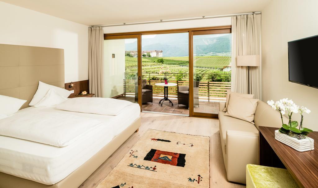 Hotel Girlanerhof Appiano Sulla Strada Del Vino Camera foto