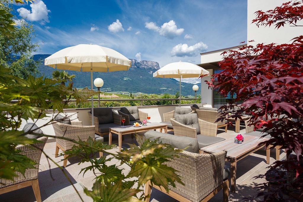 Hotel Girlanerhof Appiano Sulla Strada Del Vino Esterno foto