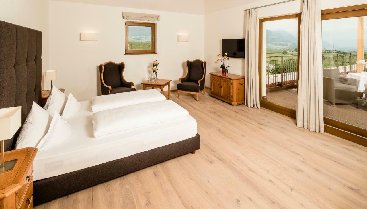 Hotel Girlanerhof Appiano Sulla Strada Del Vino Esterno foto